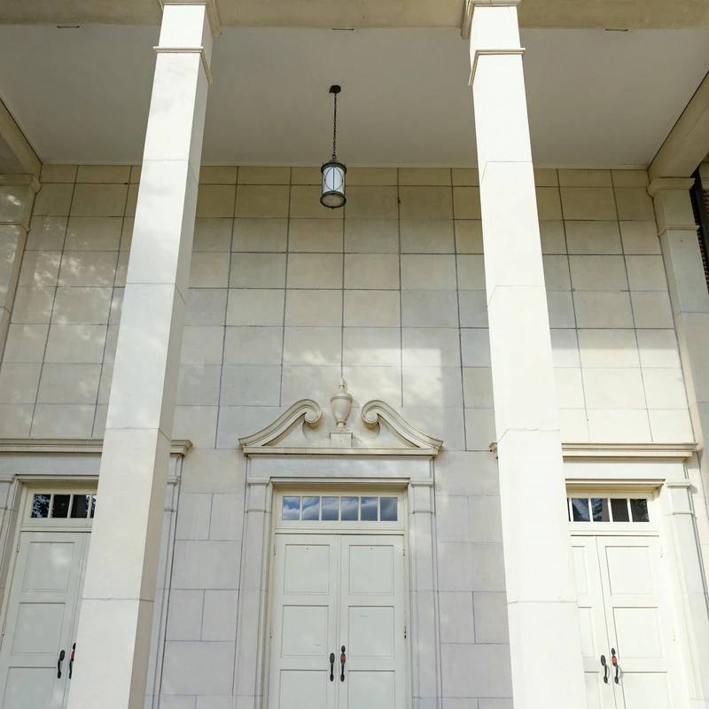 <span style="color:var(--secondary-color-bg)">Welcome</span>