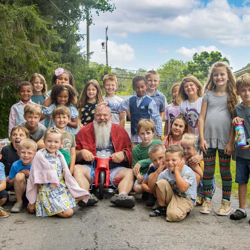 <span style="line-height: 1.8rem;">Kids Who Can't Wait to Come Back</span>