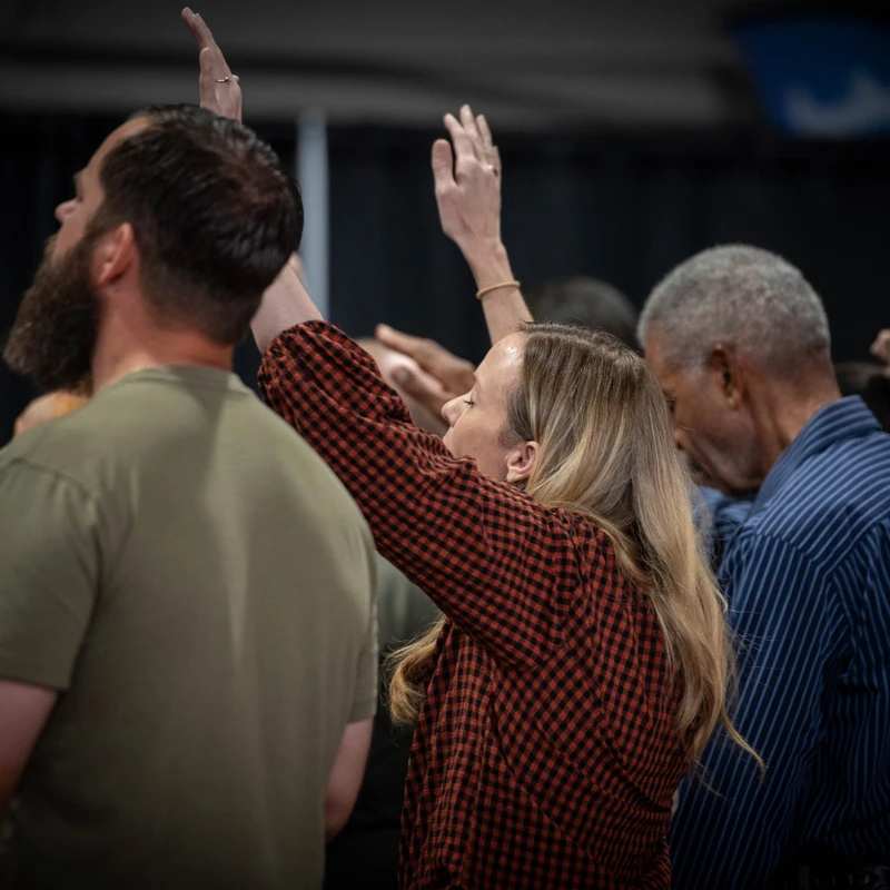 <span style="color:var(--secondary-color-bg)">Worship Anywhere</span><span style="color:var(--secondary-color-bg)"></span>