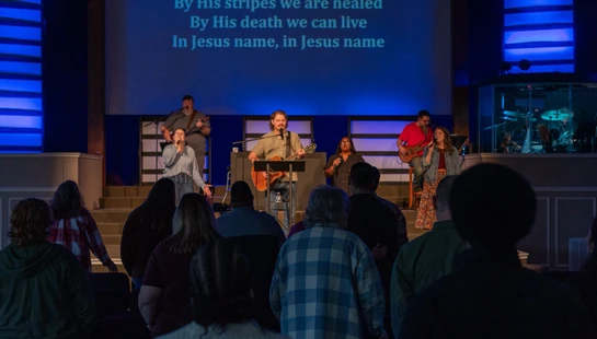 <span style="letter-spacing: 0.08rem;">online</span>