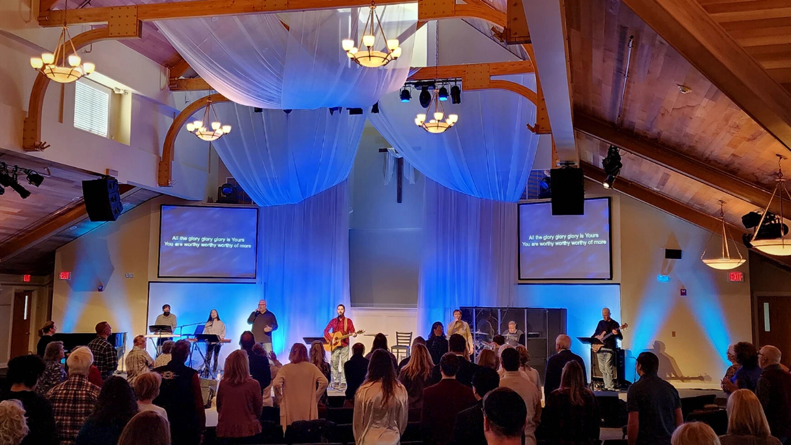 <span class="fx-default">Welcome to<br><span style="color:var(--primary-color-bg)">The Fellowship</span></span>