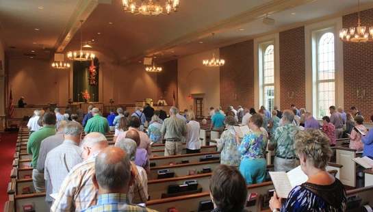 Traditional <span style="color:var(--secondary-color-bg)">Worship Service</span>
