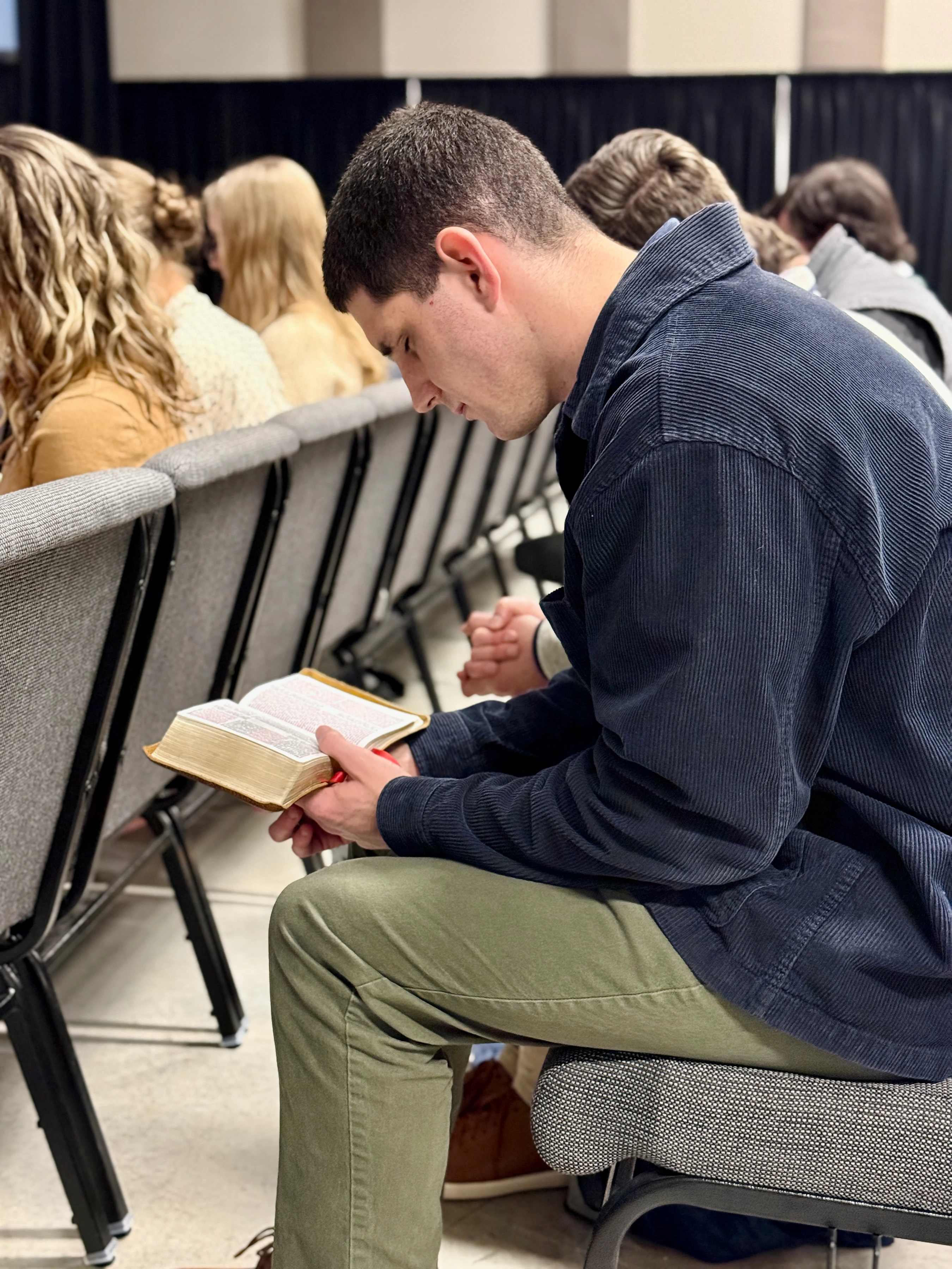 <span style="color:var(--primary-color-bg)">Who We Are</span>