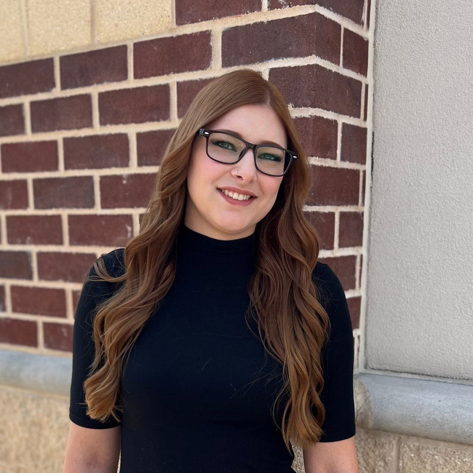 Hair stylist Kassandra Simonar headshot