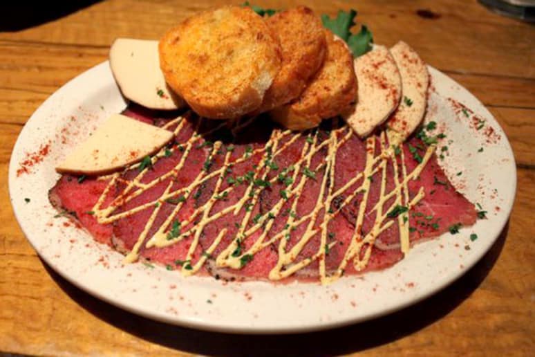 10 Best Game Restaurants in America Slideshow