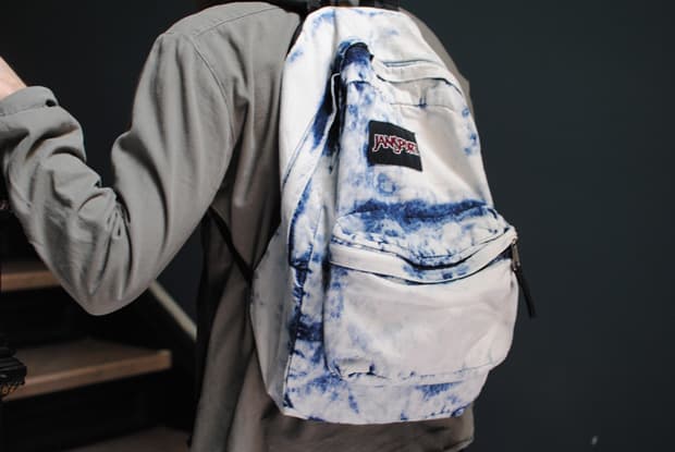 acid blue denim daze jansport backpack Right Pack padded shoulder straps for comfort denim daze backpack jansport Un