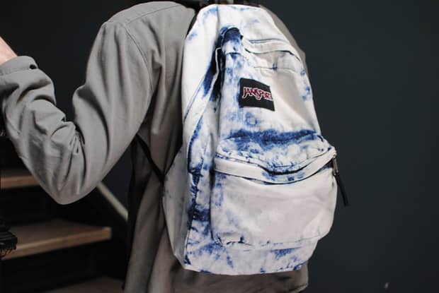 Itemized: Jansport Denim Daze Backpack | The FADER Itemized: Jansport Denim Daze Backpack | The FADER