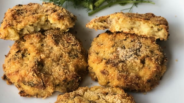 polpette patate e cavoletti di bruxelles al forno - zoom