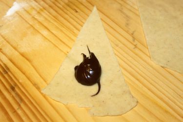 Cornettini ripieni alla nutella - cornettino con la nutella