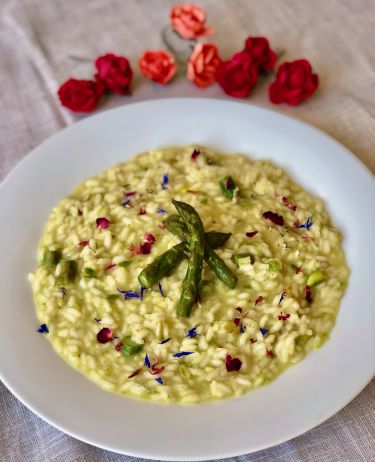 Risotto asparagi, acqua di rose e zafferano - 2