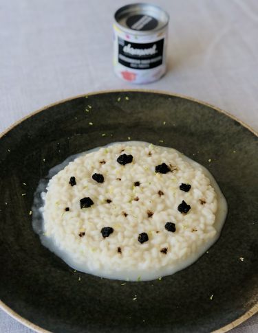 Risotto cacio e pepe con pepe Tiger indiano affumicato