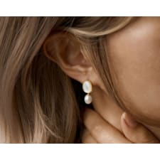 mother-of-pearl & natural freshwater pear 925 sterling silver earrings/everyday wear/bridesmaid gift/bride gift