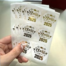 100-pack 1.57inch x 1.57inch golden foil graduation stickers, congratulations class of 2025 labels, grad party gift decor stickers, office supplies, paper material