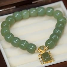 elegant boho green jade beaded bracelet with synthetic crystal pendant - no plating, handcrafted chinese style jewelry for daily & holiday wear, all seasons compatible, ideal for christmas celebration