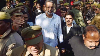 Former MLA Mukhtar Ansari For Threatening Jailer