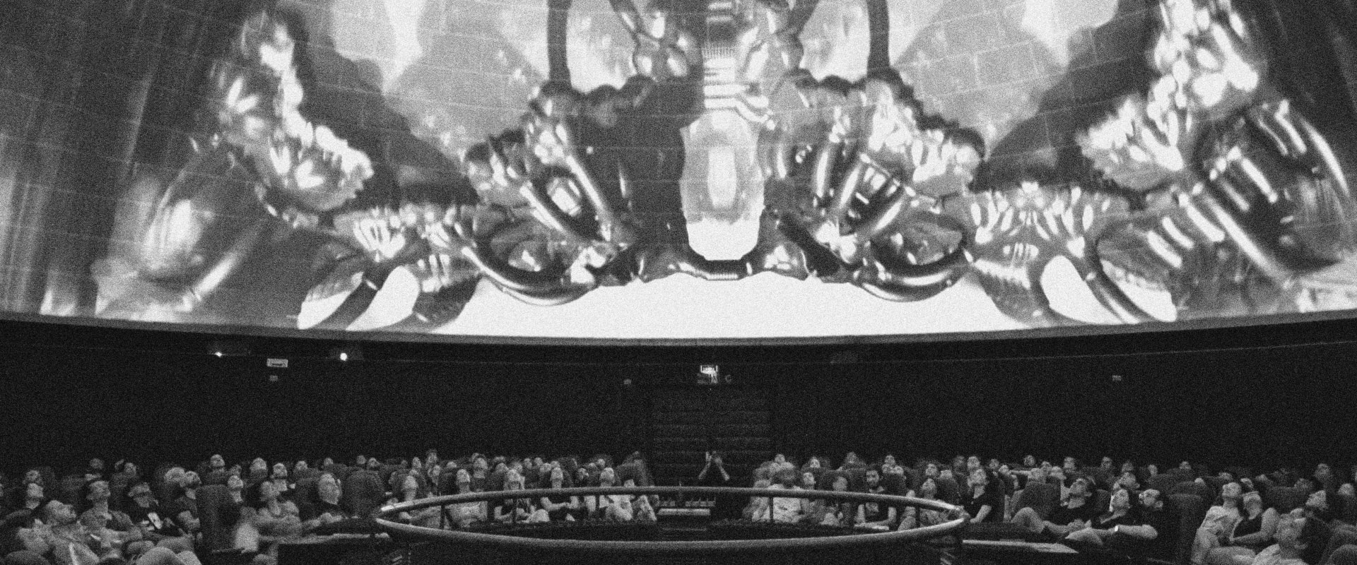 KUZE FULLDOME EXHIBITION