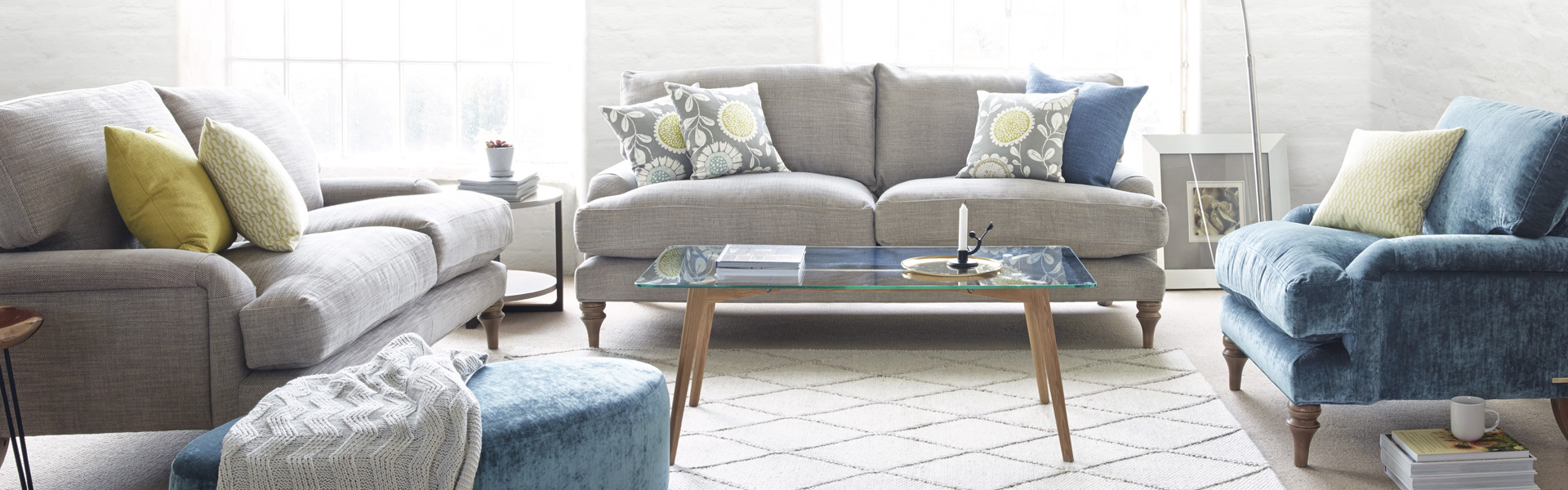 Rose Classic Sofa