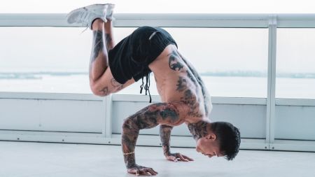 How To Start Calisthenics   Handstand Press