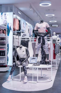 Womens mannequin display