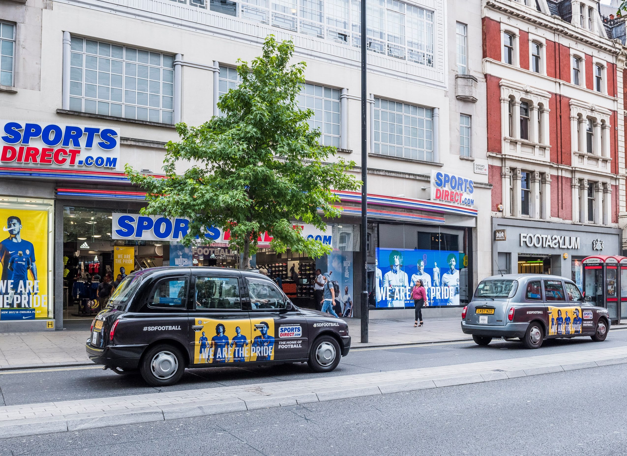 Nike London Clubs campaign OOH - black cabs