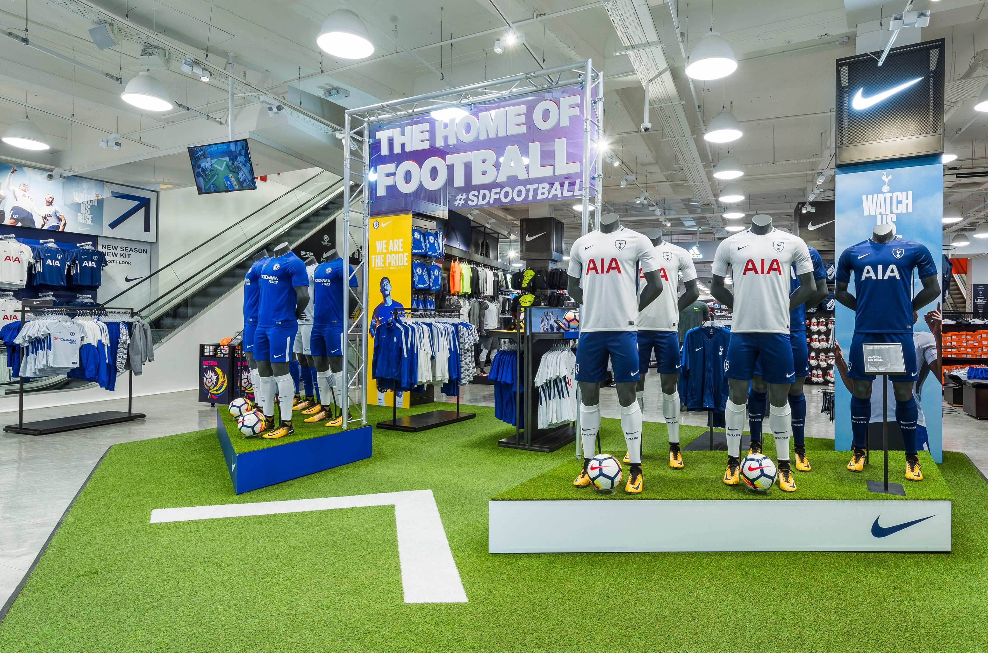 Sports Direct Oxford Street - Home of Football entrance