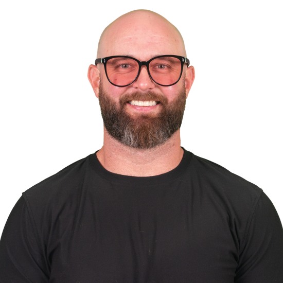 Man wearing TheraSpecs FL-Pro in Fern style