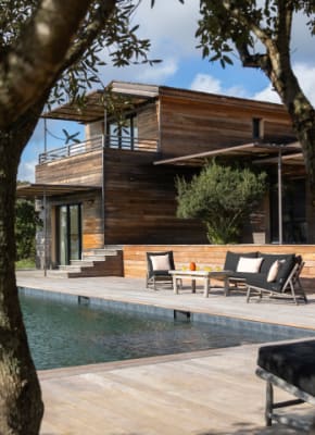 Villas for Large Group Getaways & Reunions