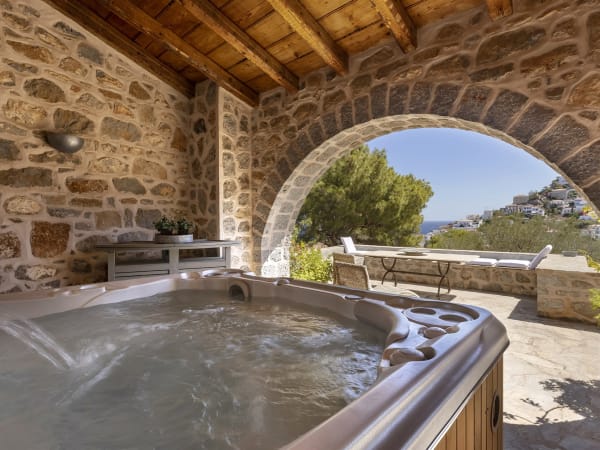 The wonderfully secluded hot tub.