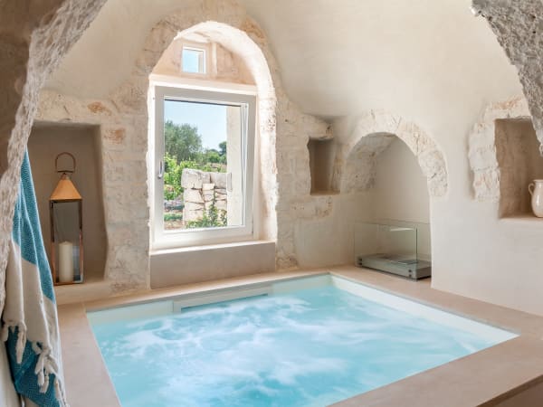 The irresistible Jacuzzi.