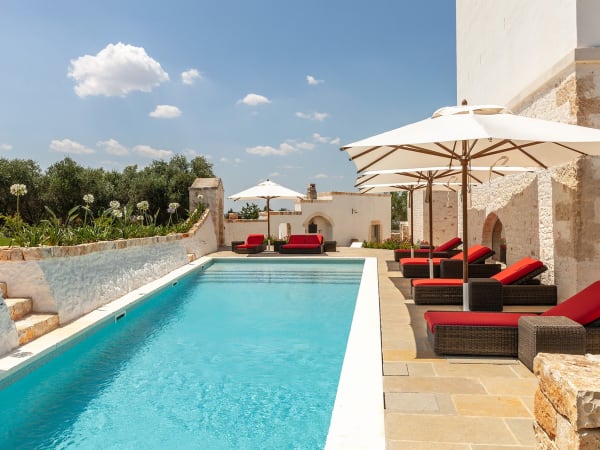 The gorgeous pool area.