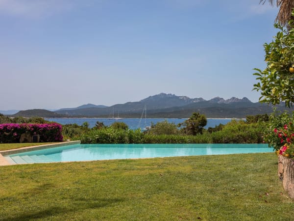 Serene sea views out over the pool.
