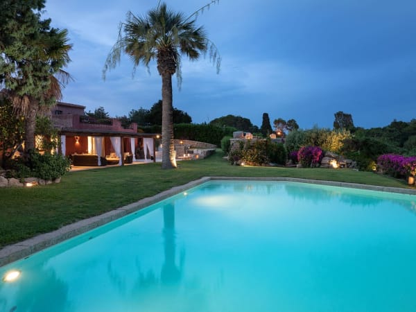 The gorgeous infinity pool is a pleasure at any time of day, but it has a special magic as dusk falls.