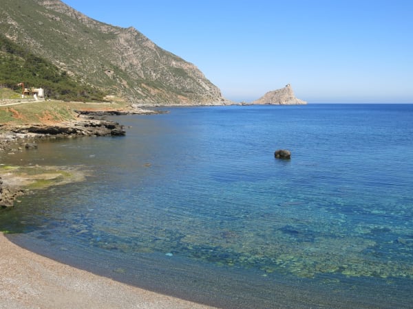 The little pebbly beach right below Hiera.