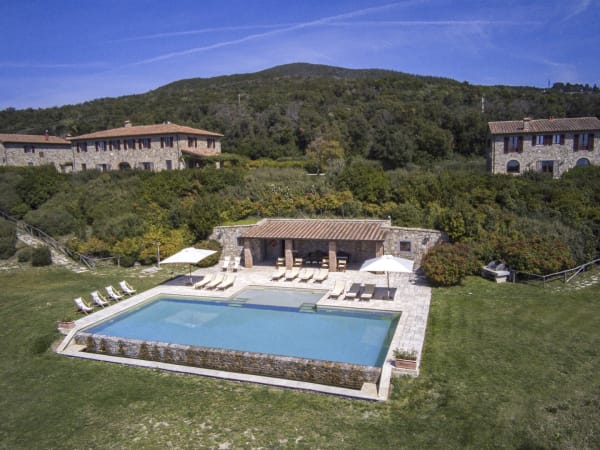 Le Cannelle's gorgeous pool area comes with changing rooms, a bathroom, a kitchen and a dining area.