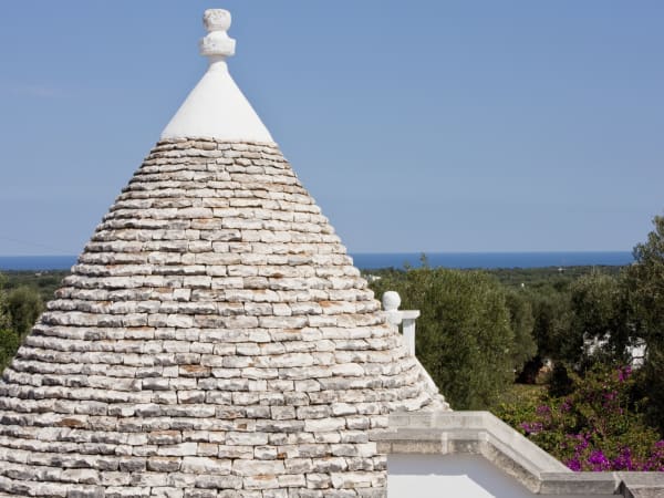 The original trullo and the seaview.