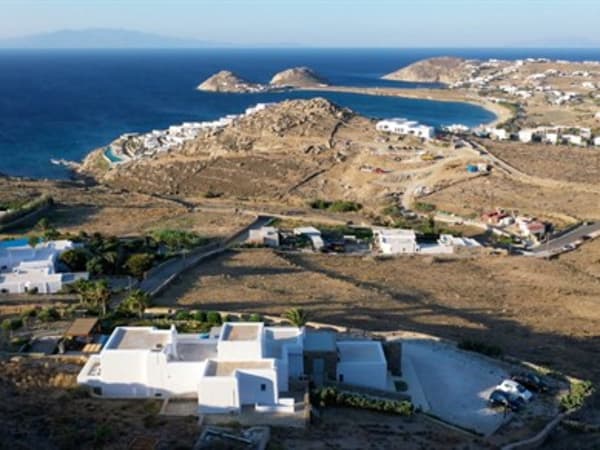 Ariel views of Liliana