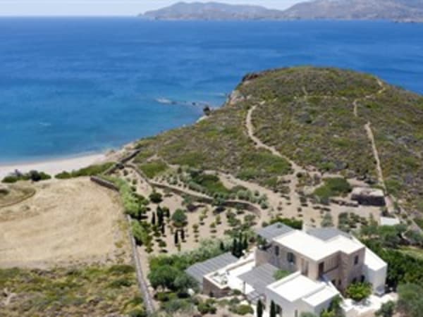 Ariel views of Revekka