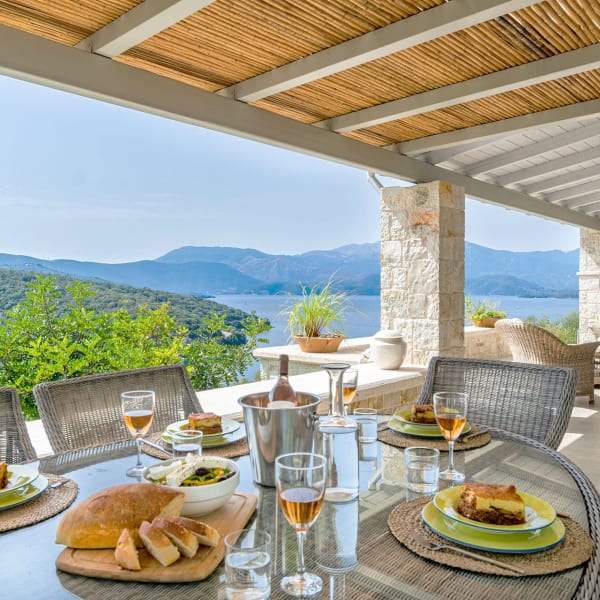 Al fresco dining with a view!
