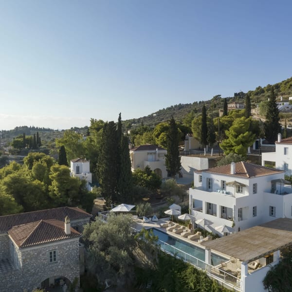 Catrine and its pool and terraces seen from on high.