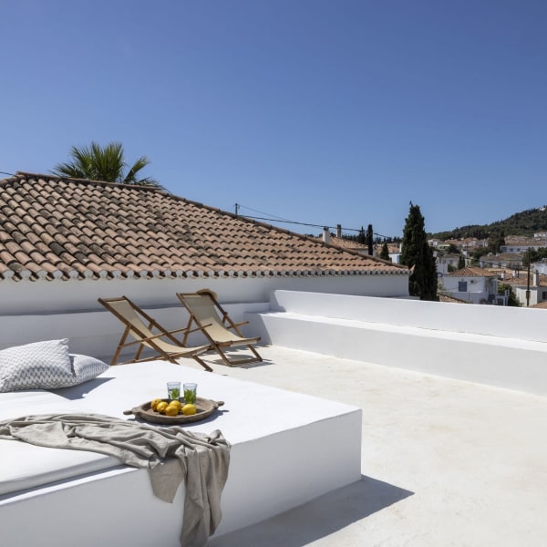 A private, sun-kissed spot with fabulous views.