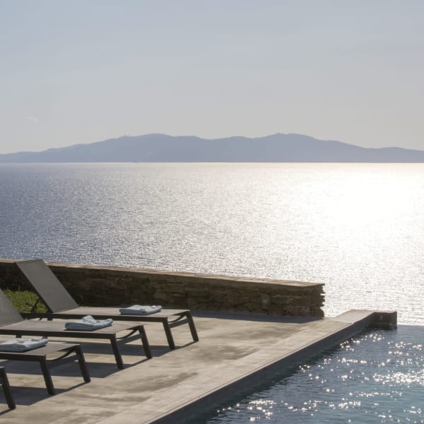 Dryope's elevated position is perfect for those with a penchant for panoramas.