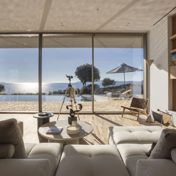 La Sirena excels when it comes to contemporary style, comfort and tranquillity.