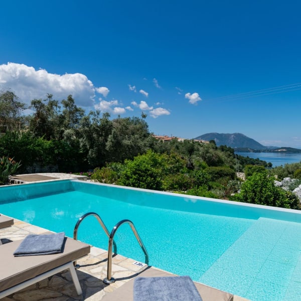 The pool and its view.