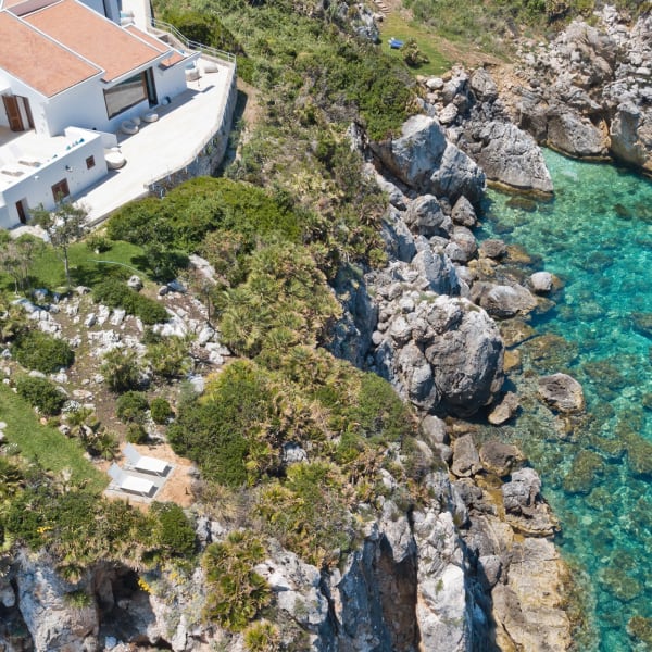 The villa's fantastic location.