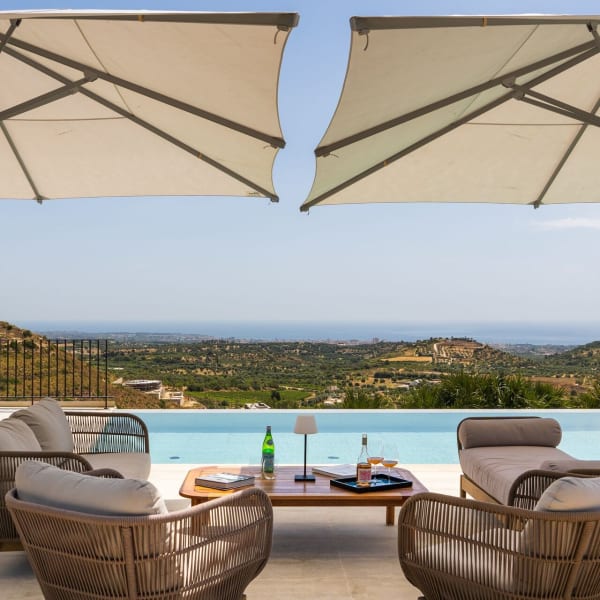 Spellbinding views from beside the pool.