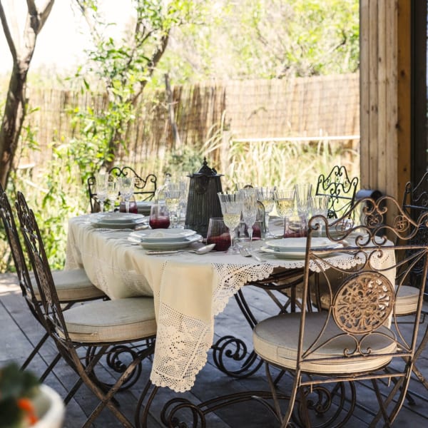 Ready for a shady lunch.