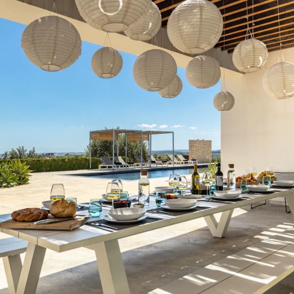 The first al fresco living area at Dietro al Muro.