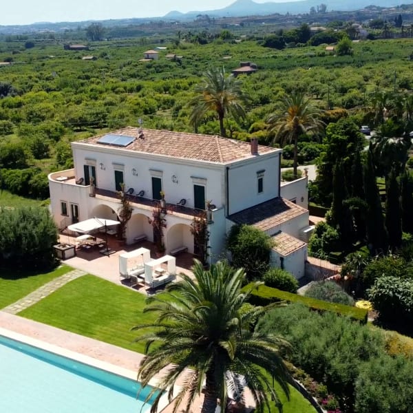 Aerial views of Don Venerando