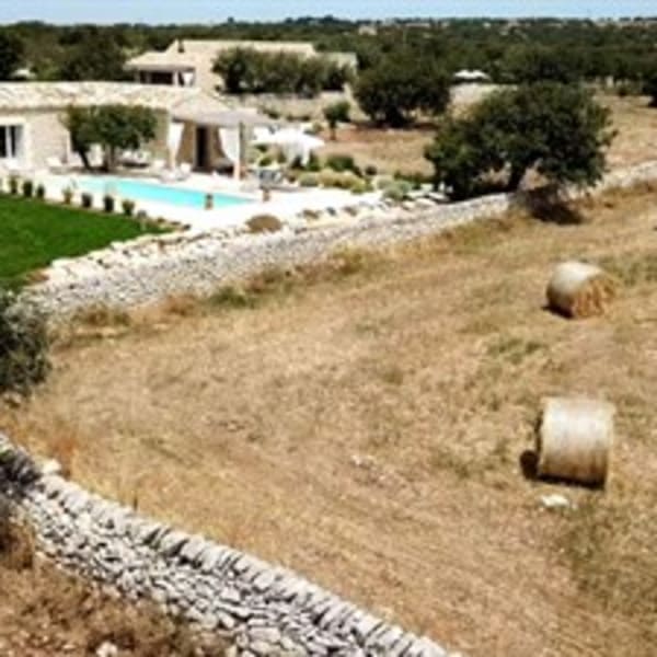 Aerial views of Nido d'Estia