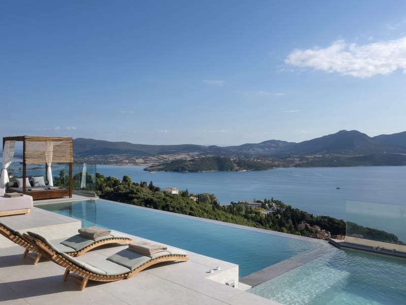 Splendid views from Casa Rosemary's pool and plunge pool jacuzzi.